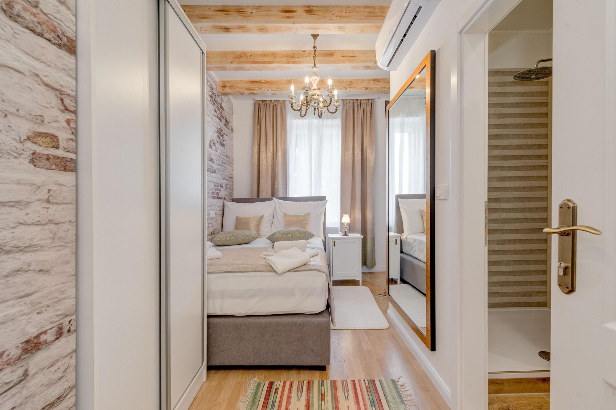 Le Monde Luxury Accommodation Сплит Экстерьер фото