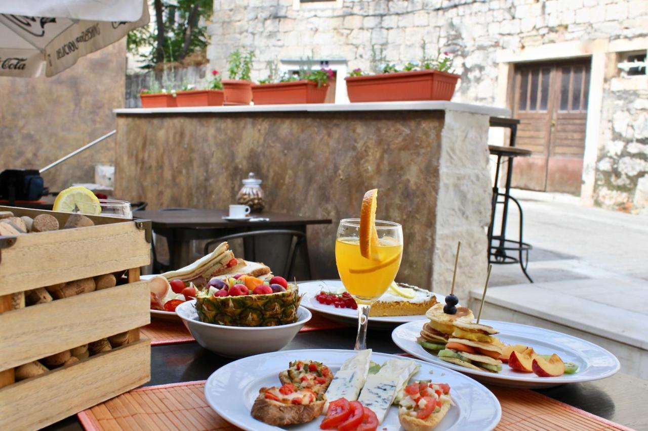 Le Monde Luxury Accommodation Сплит Экстерьер фото